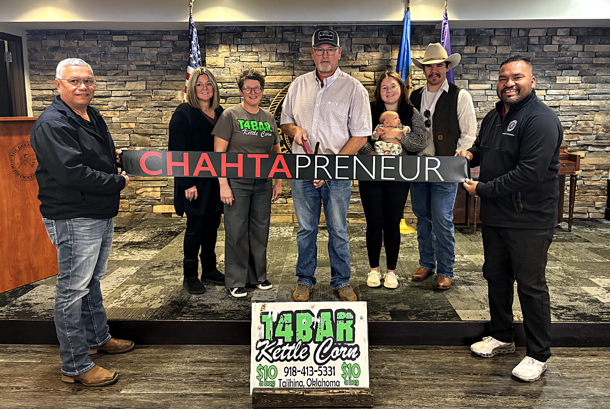 T4Bar Kettle Corn ribbon cutting.